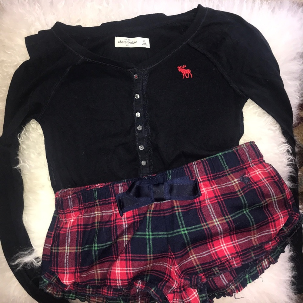 Abercrombie kids flannel pajama set